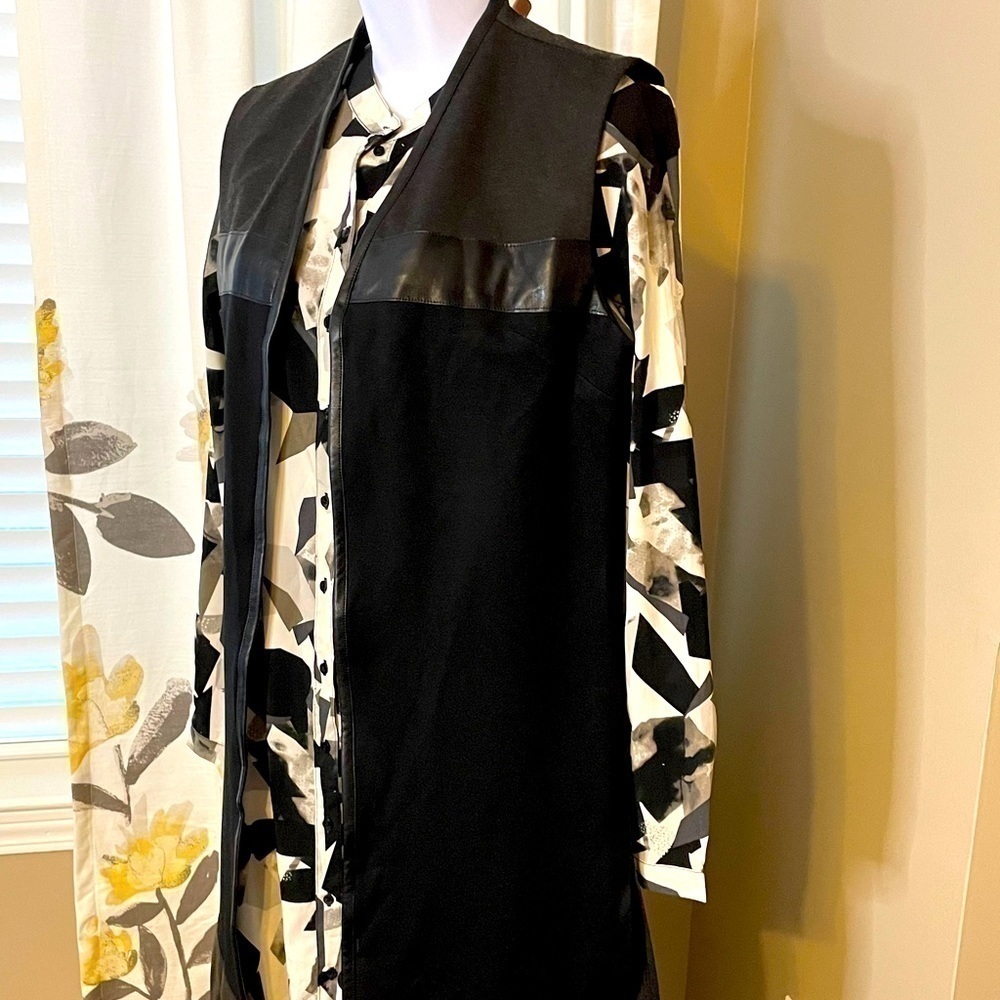 𝅺nwt Charlie Paige Faux Leather Trim Vest Duster -S